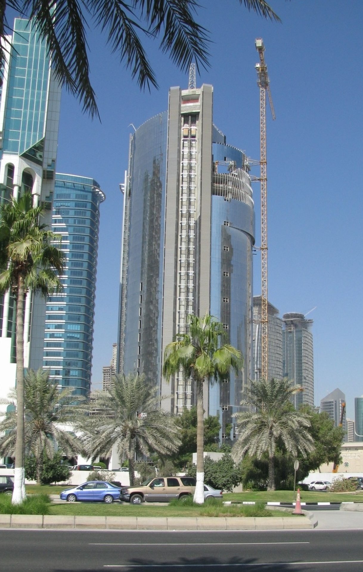Amaal Tower, West Bay Doha — UCS unitised curtain wall installation